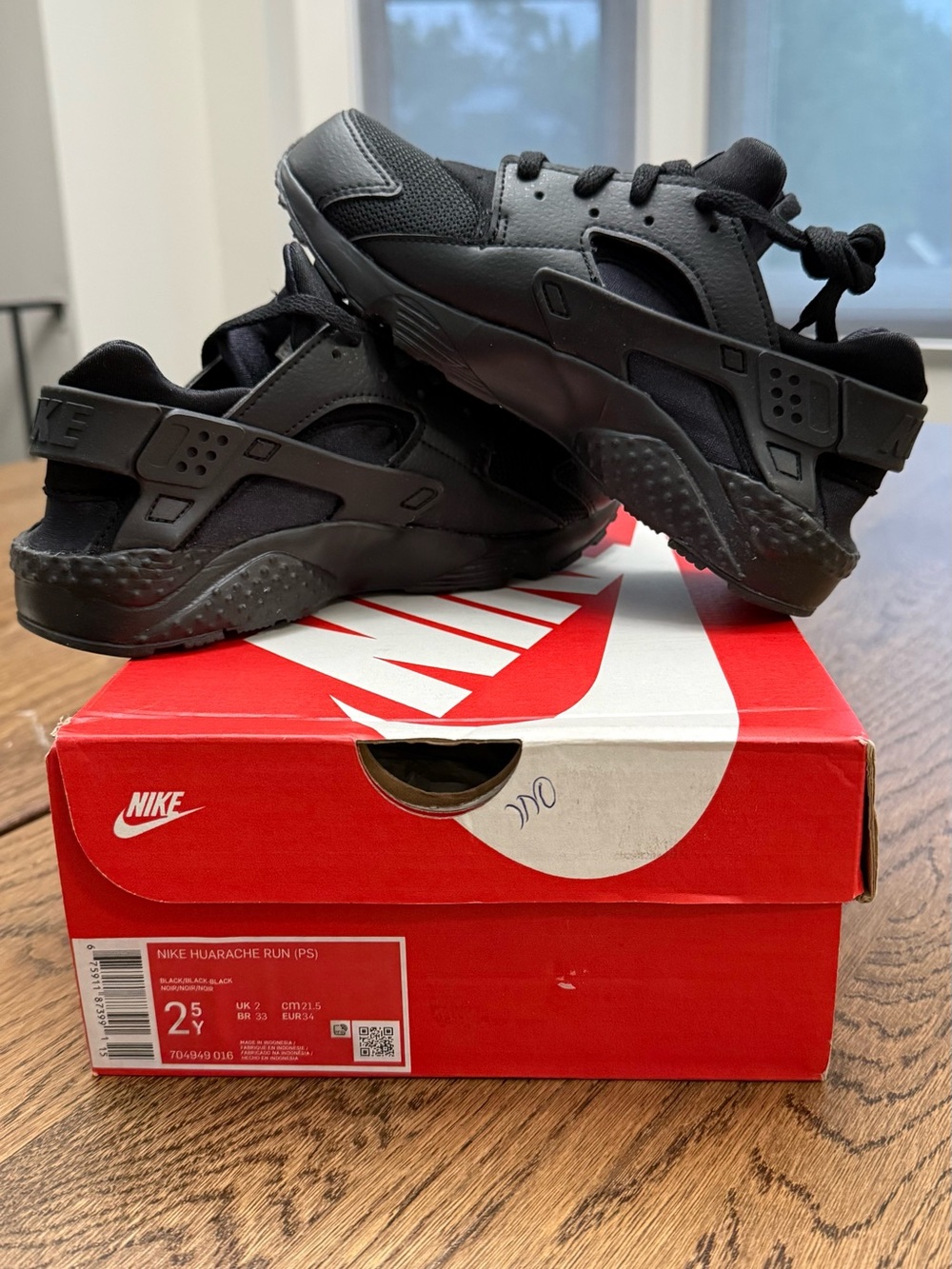 Nike Kid's Huarache Run Sneaker Kids 2.5 Unisex-Black